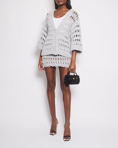 *SUPER HOT* Chanel 25C Grey Chunky Knitted igan & Skirt Set with Crystal Flower Buttons Detail Size FR 36 (UK 8) / FR 34 (UK 6)