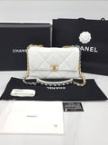 19Flap Bag White Large AS1161 Chanel