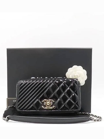 A92796 Black Patent Chevron COCO Boy Silver Logo Chain Shoulder Bag Chanel