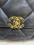 19 Bag Medium Gold Cross 31st Jenny AS1160 Chanel