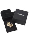 AB8945 CC logo crystal oval earrings 33778 2 Chanel