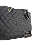 A50995 Caviar Grand Shopping silver shoulder bag 34090K 2 Chanel