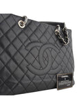 A50995 Caviar Grand Shopping silver shoulder bag 34090K 2 Chanel