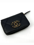 19 Zipper card wallet Chanel