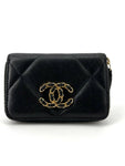 19 Zipper card wallet Chanel
