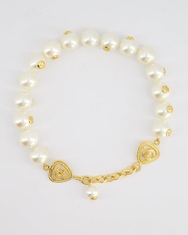 *HOT* Chanel White Pearl Chocker Necklace with Yellow Gold Logo Details