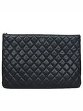 A69251 Black Caviar Beauty CC Silver Logo Large Clutch Chanel