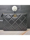 19 Medium Lambskin Clutch Bag Black Chanel