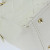 Chanel Matelasse Chain Shoulder Bag Caviar Skin White CC Auth ar11502