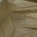 Chanel Matelasse Chain Shoulder Bag Caviar Skin White CC Auth ar11502