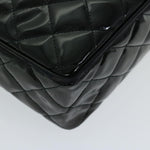 Chanel Matelasse Chain Shoulder Bag Patent leather Black CC Auth hk1071