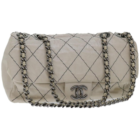 Chanel Matelasse Chain Shoulder Bag Leather White CC Auth yk10764