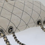 Chanel Matelasse Chain Shoulder Bag Leather White CC Auth yk10764